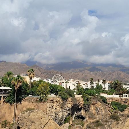 Apartamentos Nerja 2 Dış mekan fotoğraf